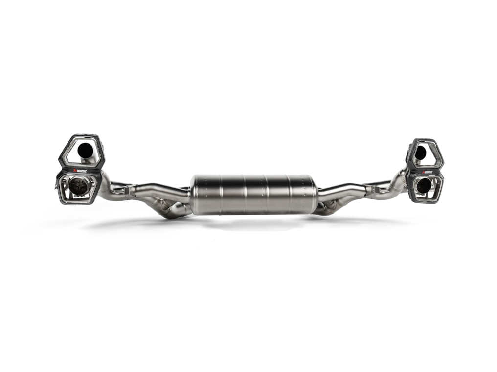 Escape Akrapovic Línea Slip-On (Titanio) BMW XM 2023-2025