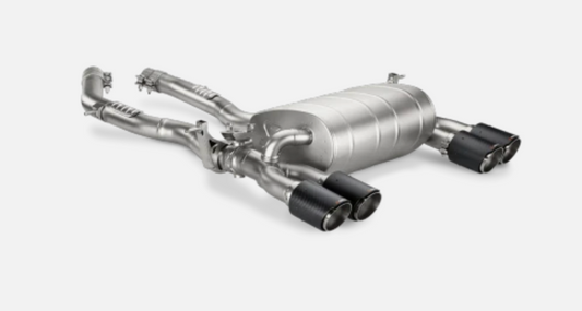 Escape Akrapovic BMW M3 Línea Slip-On con Fibra de Carbono Puntas