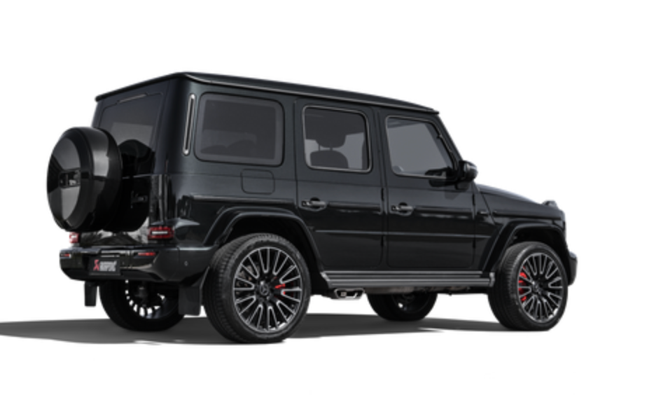 Set de Puntas de Escape Akrapovič Titanio Mercedes-AMG G63 (W465) 2025