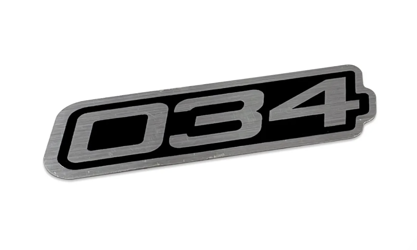 Tapa de Motor de Fibra de Carbono 034Motorsport VW Golf/GTI/Golf R MK7/7.5