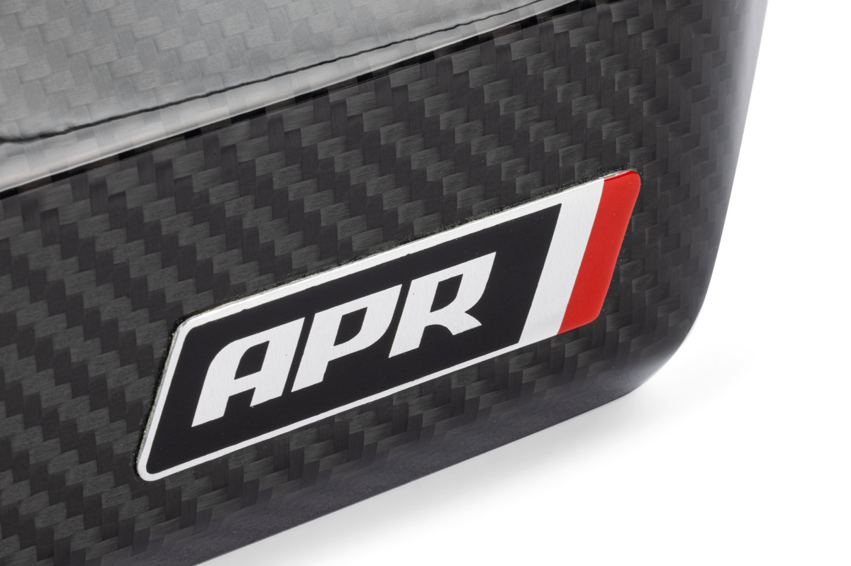 APR Engine Cover - 2.0T EA888.4  Fibra de carbono