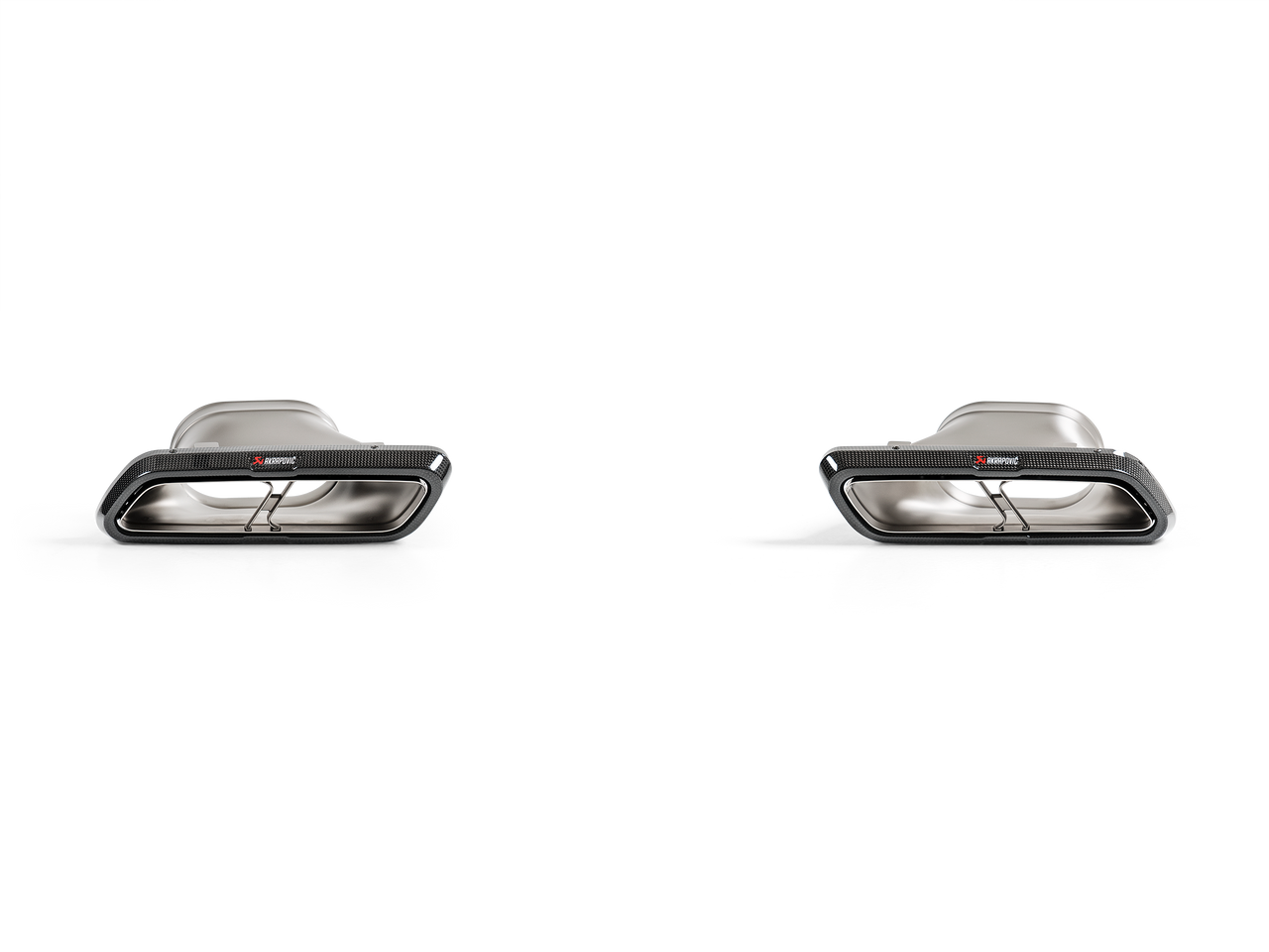 Set de Puntas de Escape Akrapovic Carbono Alto Brillo Mercedes-AMG E63 (W213)