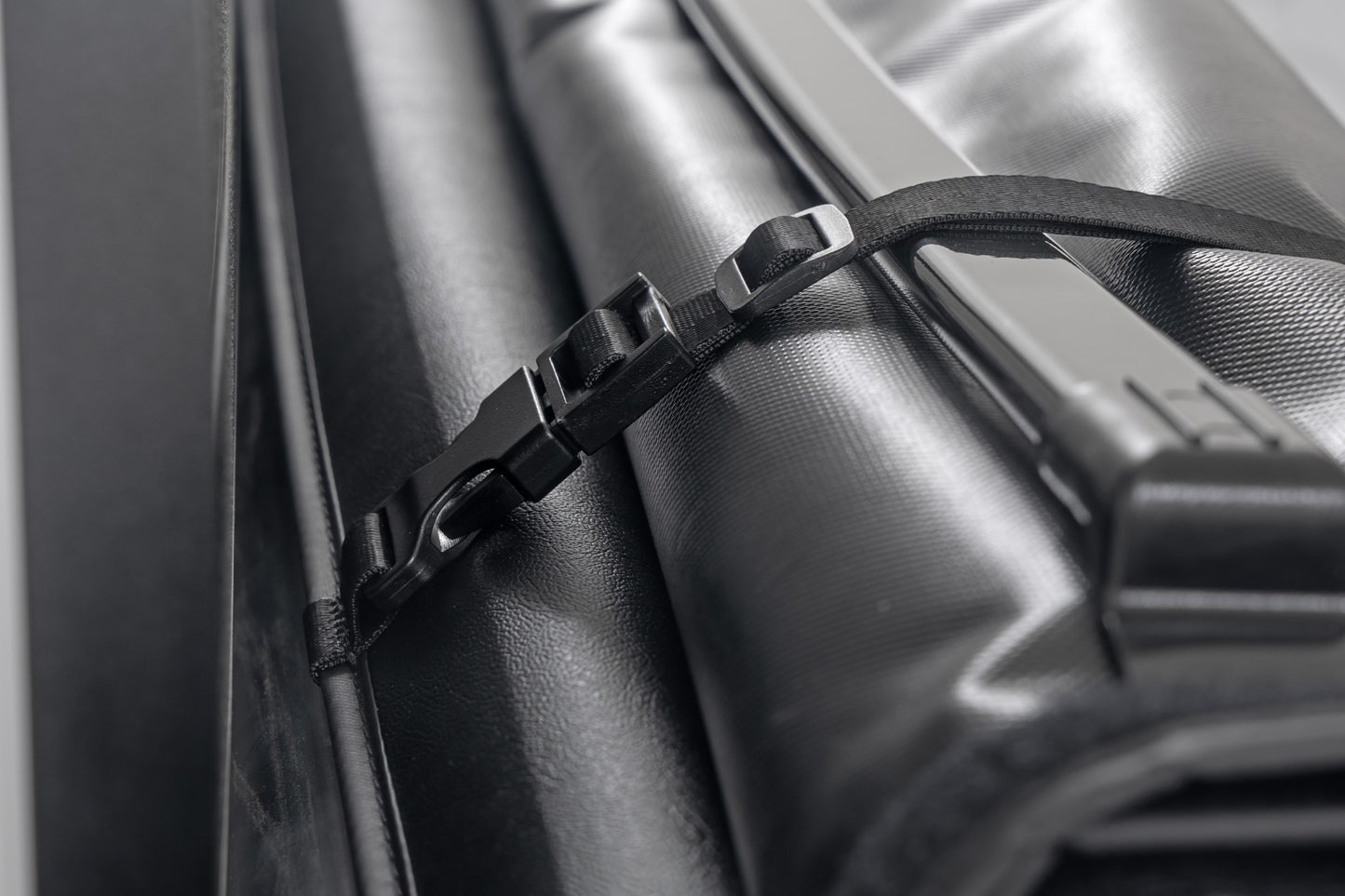 Cubierta de Batea Enrollable Suave (Soft Roll-Up) Rough Country Chevy/GMC Colorado/Canyon