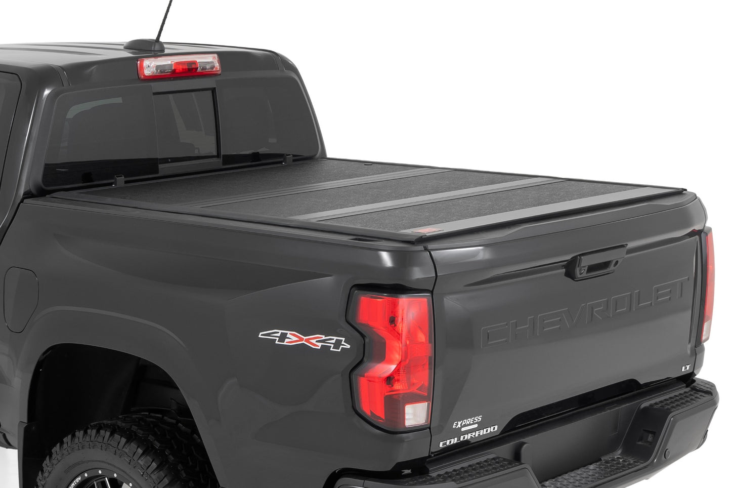 Cubierta de Batea Plegable Rígida (Tri-Fold) Rough Country Chevy/GMC Colorado/Canyon